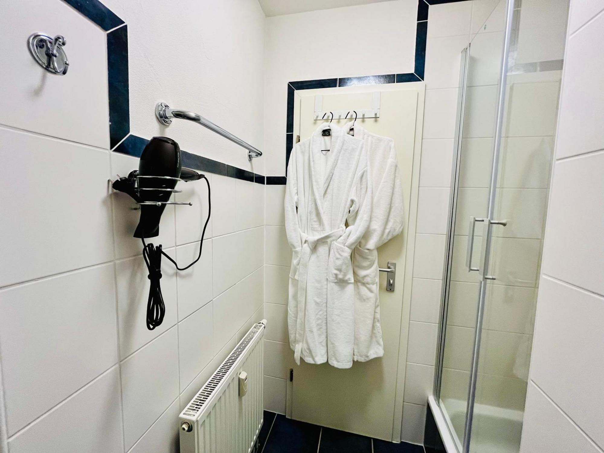 Aycatcherhomes - Lage I 4 Personen I Zentral I Altstadt I Naehe Fluss Lahn I Boutique Pera * Marburg