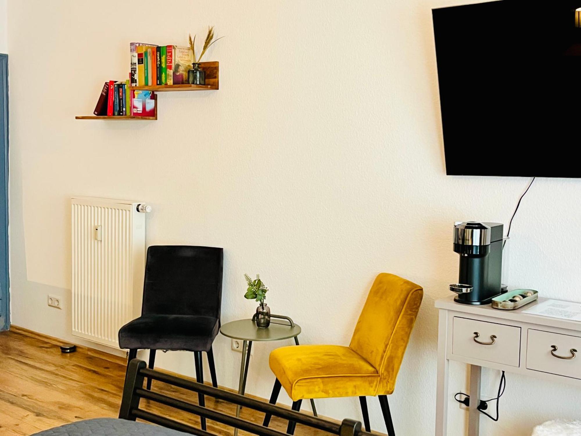 Aycatcherhomes - Lage I 4 Personen I Zentral I Altstadt I Naehe Fluss Lahn I Boutique Pera