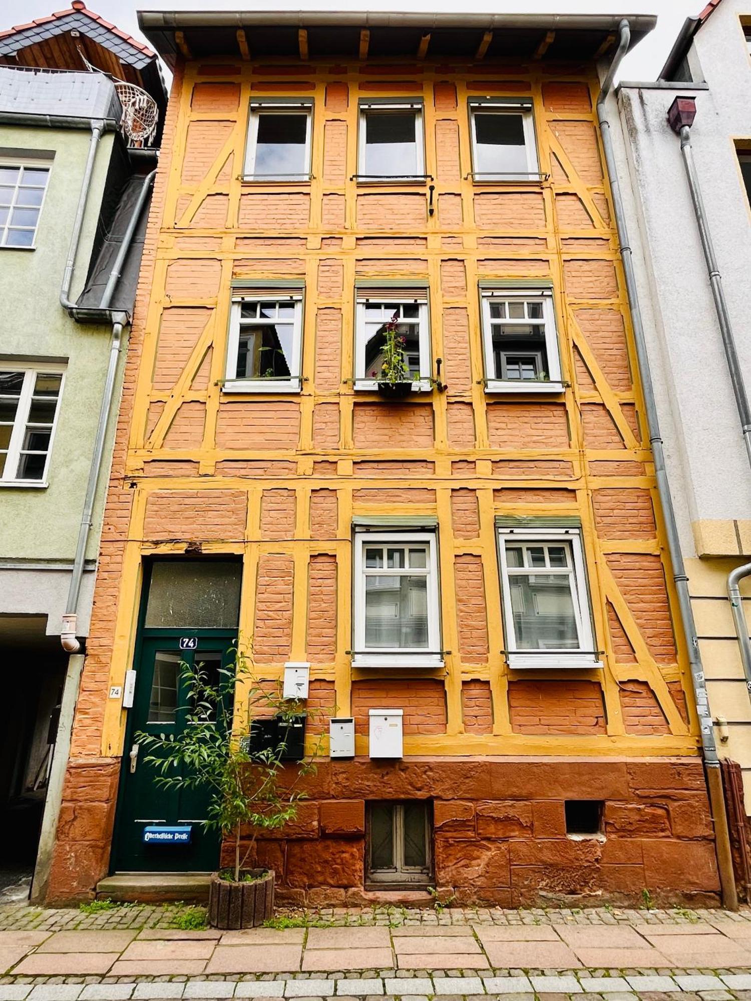 Aycatcherhomes - Lage I 4 Personen I Zentral I Altstadt I Naehe Fluss Lahn I Boutique Pera * Marburg